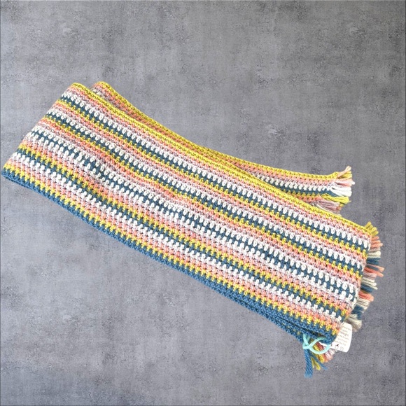 Multi color crochet Alpaca scarf, Unisex, handmade - Picture 6 of 7